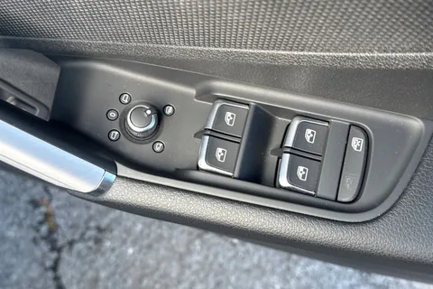 PN23MUU Audi Q2 S line 35 TFSI  150 PS S tronic Thumbnail #22
