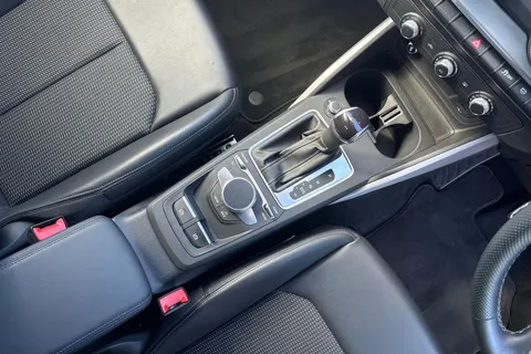 PN23MUU Audi Q2 S line 35 TFSI  150 PS S tronic Thumbnail #24