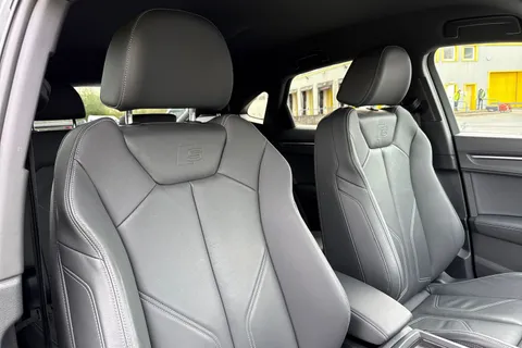 PK24OGV Audi Q3 Black Edition 35 TFSI 150 PS S tronic Thumbnail #24