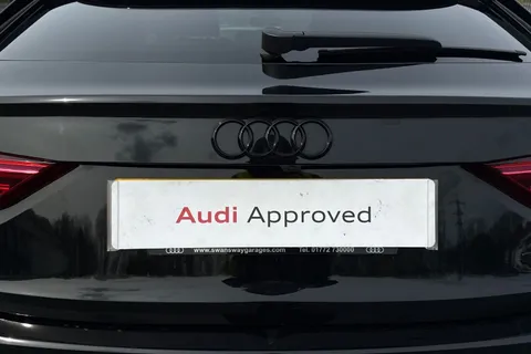 PK24OGV Audi Q3 Black Edition 35 TFSI 150 PS S tronic Thumbnail #33