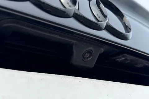 PK24OGV Audi Q3 Black Edition 35 TFSI 150 PS S tronic Thumbnail #35