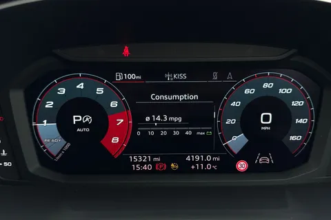 PK24OGV Audi Q3 Black Edition 35 TFSI 150 PS S tronic Thumbnail #51