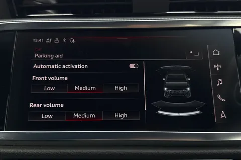 PK24OGV Audi Q3 Black Edition 35 TFSI 150 PS S tronic Thumbnail #60