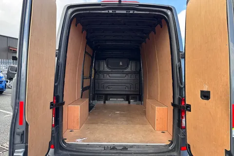 6 of 53 for VOLKSWAGEN CRAFTER 2.0 TDI 140PS Commerce High Roof Van