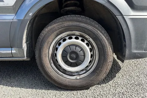 9 of 53 for VOLKSWAGEN CRAFTER 2.0 TDI 140PS Commerce High Roof Van