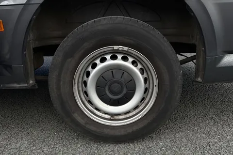 11 of 53 for VOLKSWAGEN CRAFTER 2.0 TDI 140PS Commerce High Roof Van