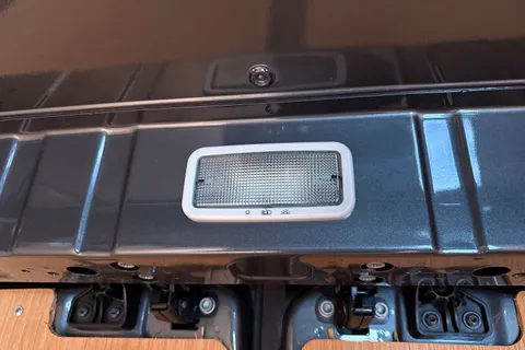 33 of 53 for VOLKSWAGEN CRAFTER 2.0 TDI 140PS Commerce High Roof Van