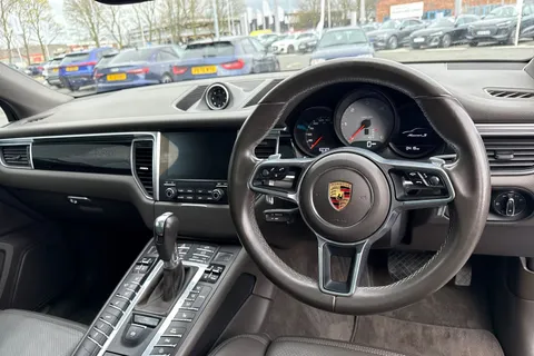 YB67DVK Porsche Macan S Diesel 5dr PDK Thumbnail #19