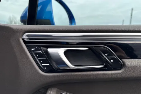 YB67DVK Porsche Macan S Diesel 5dr PDK Thumbnail #22