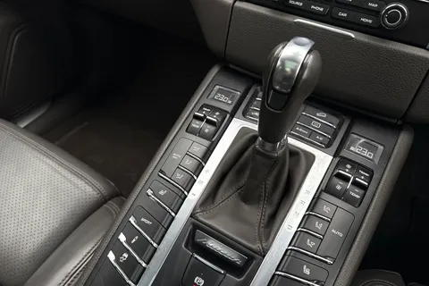 YB67DVK Porsche Macan S Diesel 5dr PDK Thumbnail #24