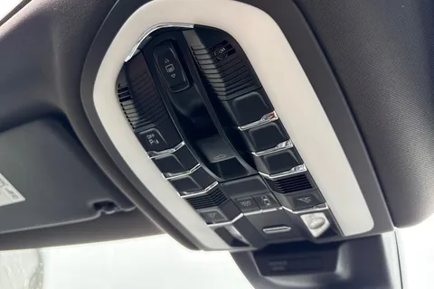 YB67DVK Porsche Macan S Diesel 5dr PDK Thumbnail #43