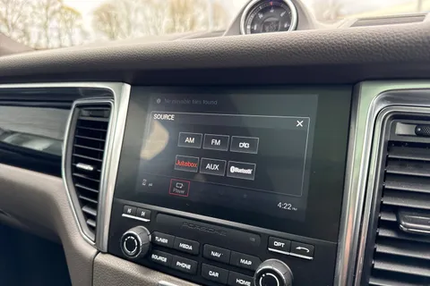 YB67DVK Porsche Macan S Diesel 5dr PDK Thumbnail #59