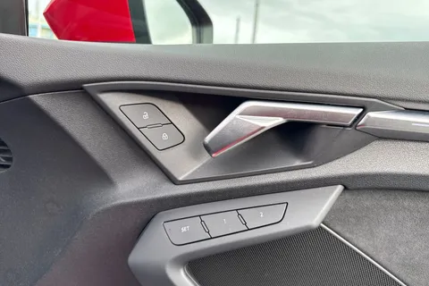 PY73GXP Audi RS 3 RS 3 Saloon Vorsprung   400 PS S tronic Thumbnail #22