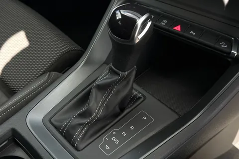 SN22BME Audi Q3 Black Edition 35 TDI  150 PS S tronic Thumbnail #22