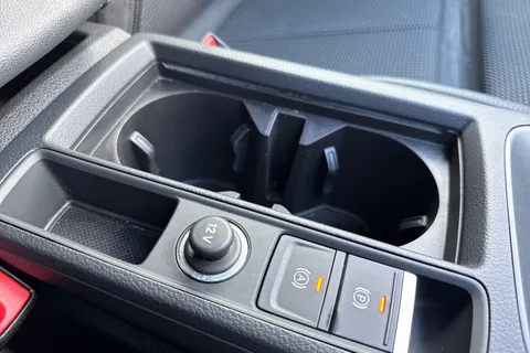 SN22BME Audi Q3 Black Edition 35 TDI  150 PS S tronic Thumbnail #56