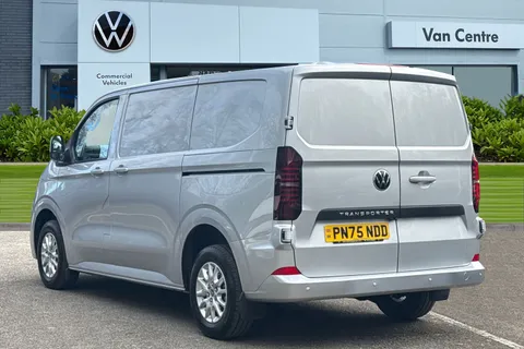 PN75NDD Volkswagen Transporter 2.0 TDI 110 Commerce Pro Van Thumbnail #2