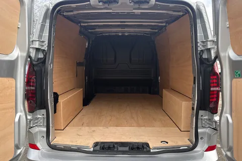 PN75NDD Volkswagen Transporter 2.0 TDI 110 Commerce Pro Van Thumbnail #6