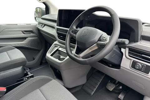 PK26UAE Volkswagen Campervan 2.0 TDI 150 Commerce Pro Kombi Van 4MOTION Auto Thumbnail #13