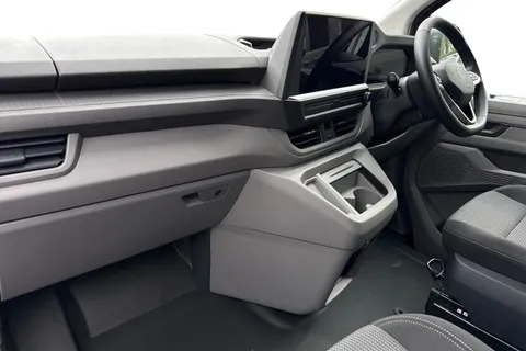 PK26UAE Volkswagen Campervan 2.0 TDI 150 Commerce Pro Kombi Van 4MOTION Auto Thumbnail #14