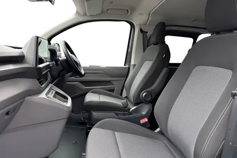 PK26UAE Volkswagen Campervan 2.0 TDI 150 Commerce Pro Kombi Van 4MOTION Auto Thumbnail #15