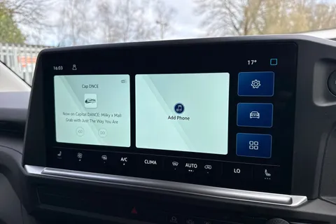 PN75NDD Volkswagen Transporter 2.0 TDI 110 Commerce Pro Van Thumbnail #16