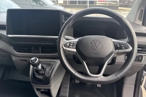 PN75NDD Volkswagen Transporter 2.0 TDI 110 Commerce Pro Van Thumbnail #17