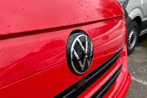 PK26UEB Volkswagen Campervan 2.0 TDI 150 Commerce Pro Van 4MOTION Auto Thumbnail #26