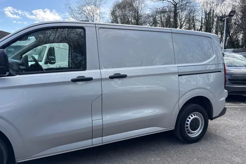 PK25VUH Volkswagen Transporter 2.0 TDI 150 Commerce Van Auto Thumbnail #33