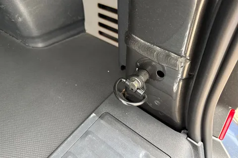 PK26UAE Volkswagen Campervan 2.0 TDI 150 Commerce Pro Kombi Van 4MOTION Auto Thumbnail #33