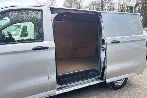 PK25VUH Volkswagen Transporter 2.0 TDI 150 Commerce Van Auto Thumbnail #34