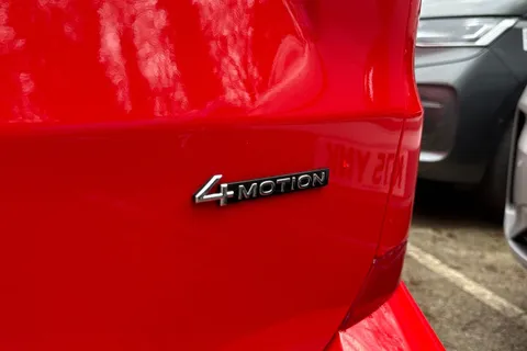 PK26UEB Volkswagen Campervan 2.0 TDI 150 Commerce Pro Van 4MOTION Auto Thumbnail #31