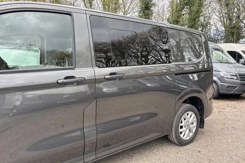 PK26UAE Volkswagen Campervan 2.0 TDI 150 Commerce Pro Kombi Van 4MOTION Auto Thumbnail #36