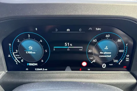 PK25VUH Volkswagen Transporter 2.0 TDI 150 Commerce Van Auto Thumbnail #39