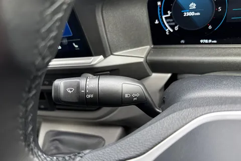 PN75NDD Volkswagen Transporter 2.0 TDI 110 Commerce Pro Van Thumbnail #41