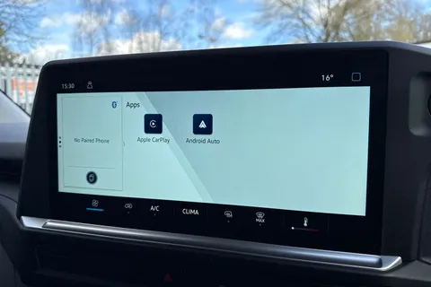 PK25VUH Volkswagen Transporter 2.0 TDI 150 Commerce Van Auto Thumbnail #42