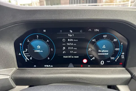 PN75NDD Volkswagen Transporter 2.0 TDI 110 Commerce Pro Van Thumbnail #42