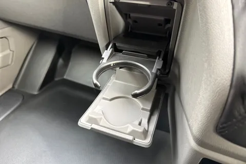 PN75NDD Volkswagen Transporter 2.0 TDI 110 Commerce Pro Van Thumbnail #48