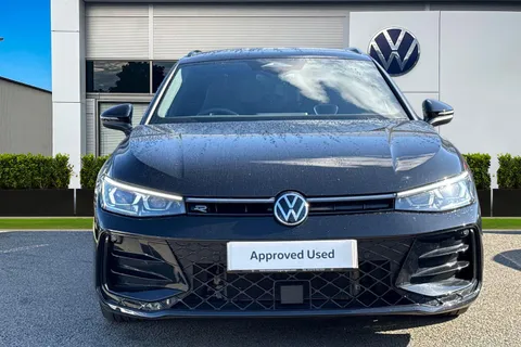 DE75TWD Volkswagen Passat 1.5 eTSI R-Line 5dr DSG Thumbnail #6