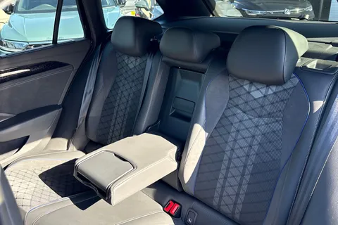 DE75TWD Volkswagen Passat 1.5 eTSI R-Line 5dr DSG Thumbnail #19