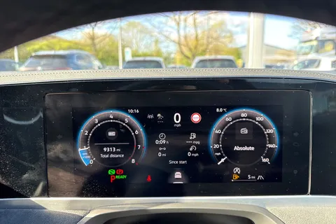 DE75TWD Volkswagen Passat 1.5 eTSI R-Line 5dr DSG Thumbnail #26