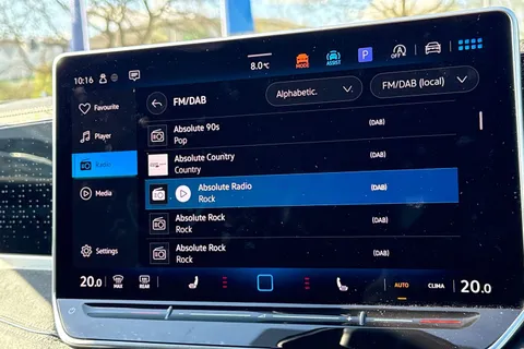 DE75TWD Volkswagen Passat 1.5 eTSI R-Line 5dr DSG Thumbnail #28