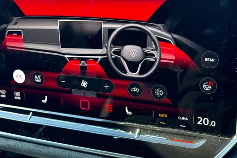 DE75TWD Volkswagen Passat 1.5 eTSI R-Line 5dr DSG Thumbnail #36