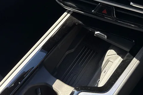 DE75TWD Volkswagen Passat 1.5 eTSI R-Line 5dr DSG Thumbnail #37