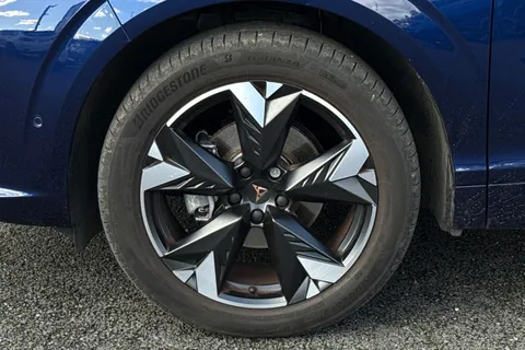 KW25MGZ CUPRA Terramar 1.5 eTSI V2 DSG Euro 6 (s/s) 5dr Thumbnail #16