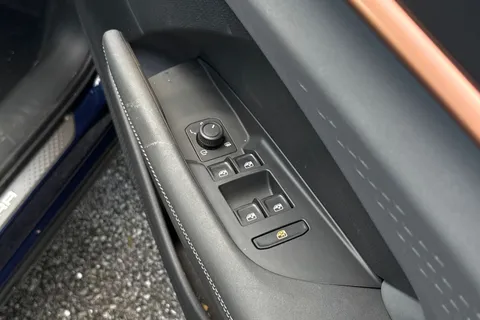 KW25MGZ CUPRA Terramar 1.5 eTSI V2 DSG Euro 6 (s/s) 5dr Thumbnail #24