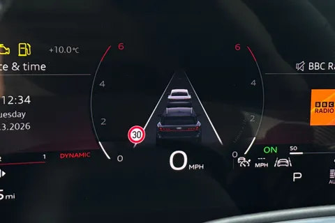  Audi A6 Avant 2.0 TDI Edition 1 S Tronic quattro Euro 6 (s/s) 5dr Thumbnail #36