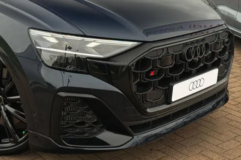  Audi SQ8 4.0 TFSI V8 Black Edition Tiptronic quattro Euro 6 (s/s) 5dr Thumbnail #9