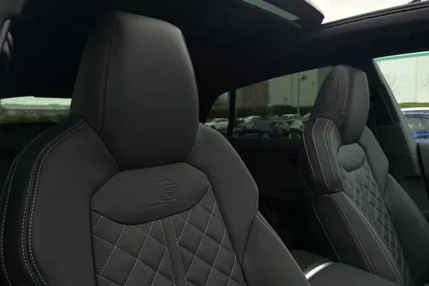  Audi SQ8 4.0 TFSI V8 Black Edition Tiptronic quattro Euro 6 (s/s) 5dr Thumbnail #24
