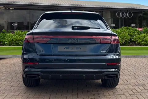  Audi Q8 3.0 TDI V6 Black Edition Tiptronic quattro Euro 6 (s/s) 5dr Thumbnail #5
