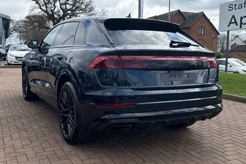  Audi Q8 3.0 TDI V6 Black Edition Tiptronic quattro Euro 6 (s/s) 5dr Thumbnail #8